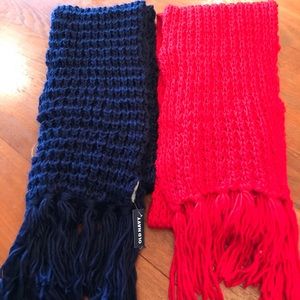 Old Navy Winter Scarves- Set of 2!
